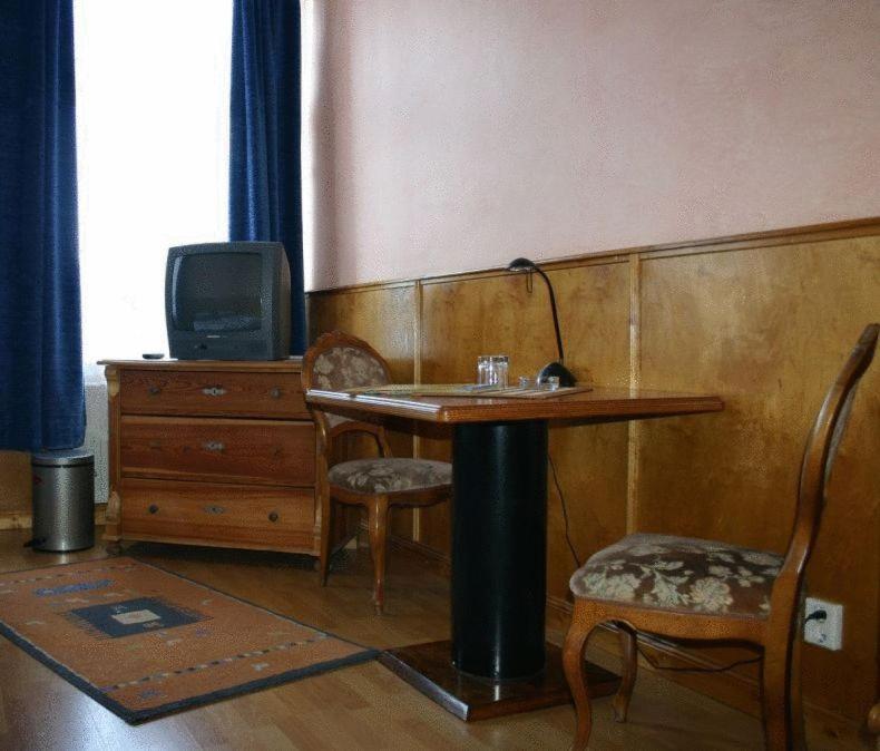 Pension Unicat Potsdam Esterno foto
